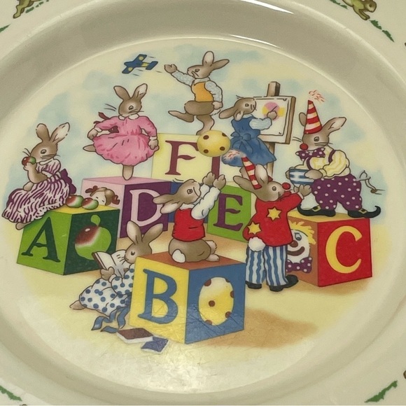Vintage Royal Doulton Bunnykins Melamine ABC Set - Picture 12 of 12